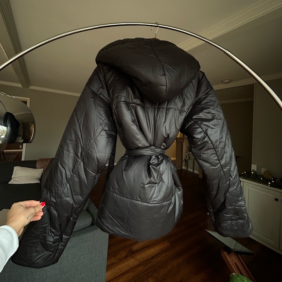 Norma Kamali Short Sleeping Bag Coat in size XS/S - Picture 4 of 5